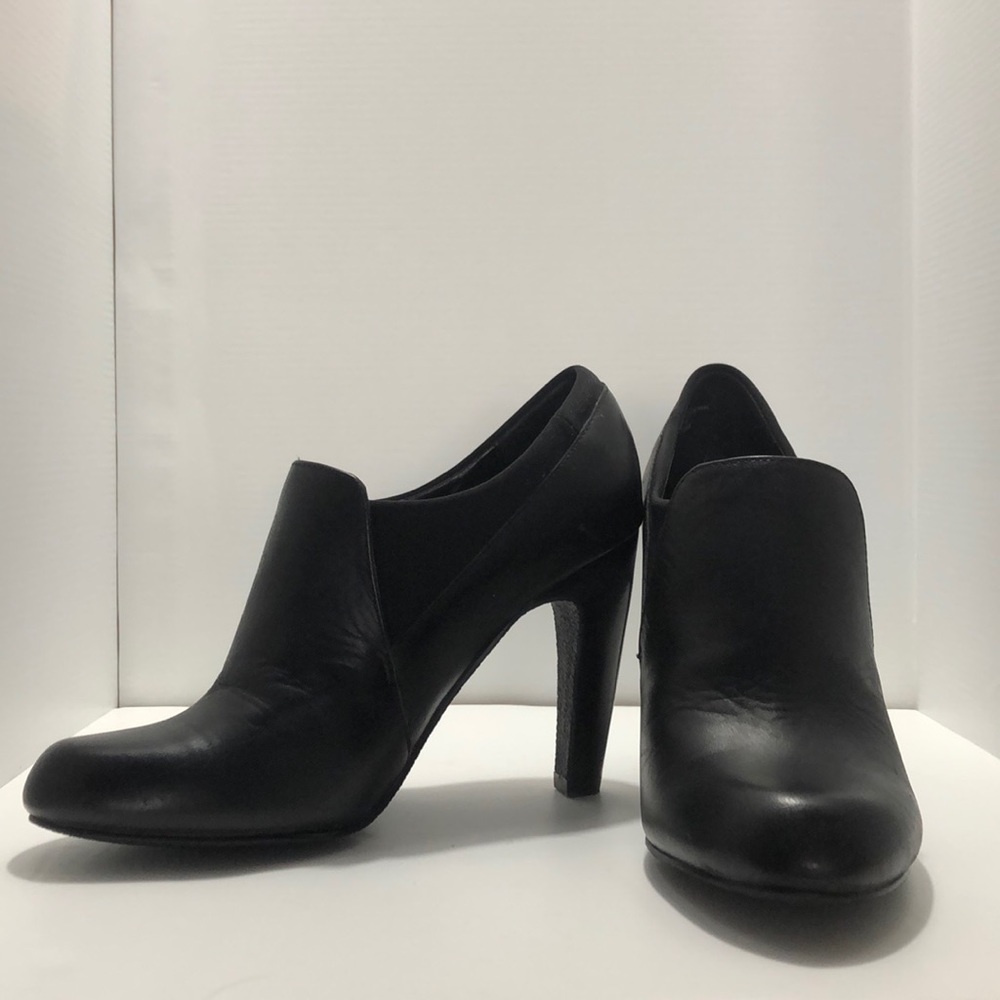Levity black heels, size 6